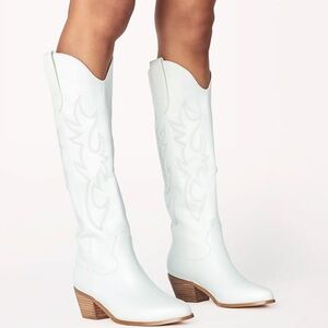 White Western Cowboy Boots from Bellini